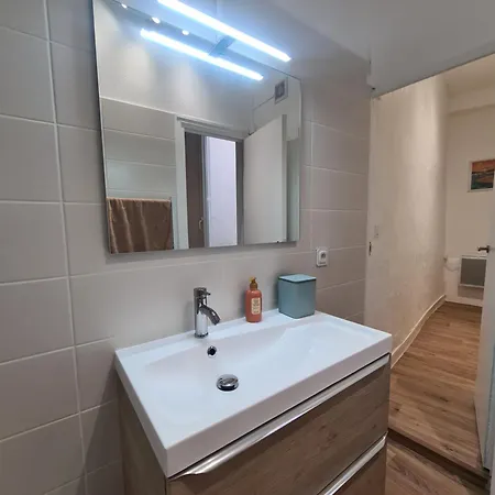 Douces Vagues - Hypercentre Climatise Apartment *